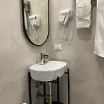 L'hotel 3*