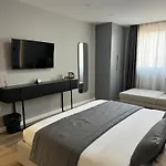 Szálloda L'hotel