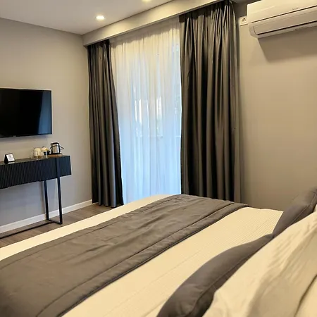 L'hotel Otel 3*