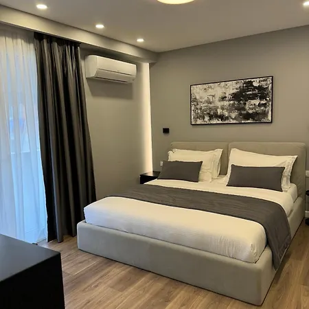Otel L'hotel 3*
