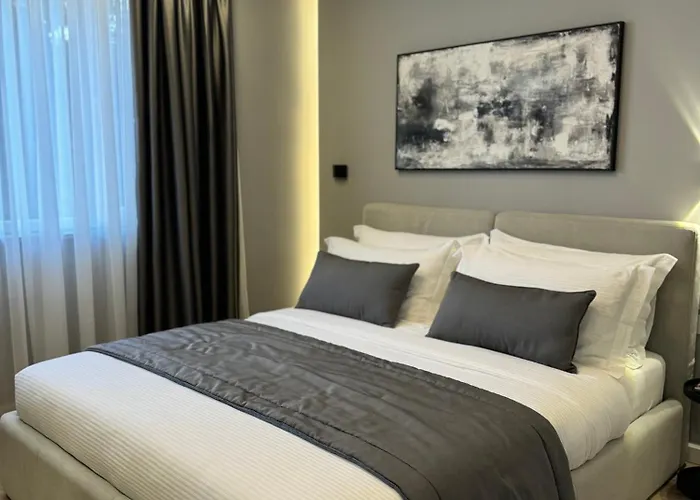 Hotell L'hotel 3*