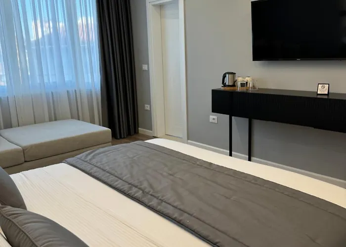 Hotell L'hotel Tirana